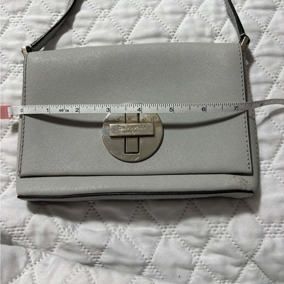Kate Spade Newburry Lane Sally Crossbody Purse - Picture 5 of 12